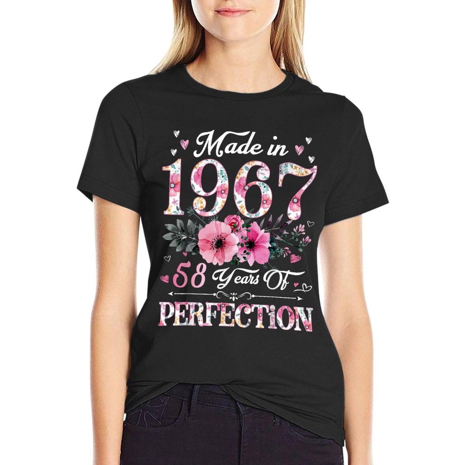 58 Year Old Made In 1967 Floral 58th Birthday Gift For Women  Trendy Pattern T-Shirt