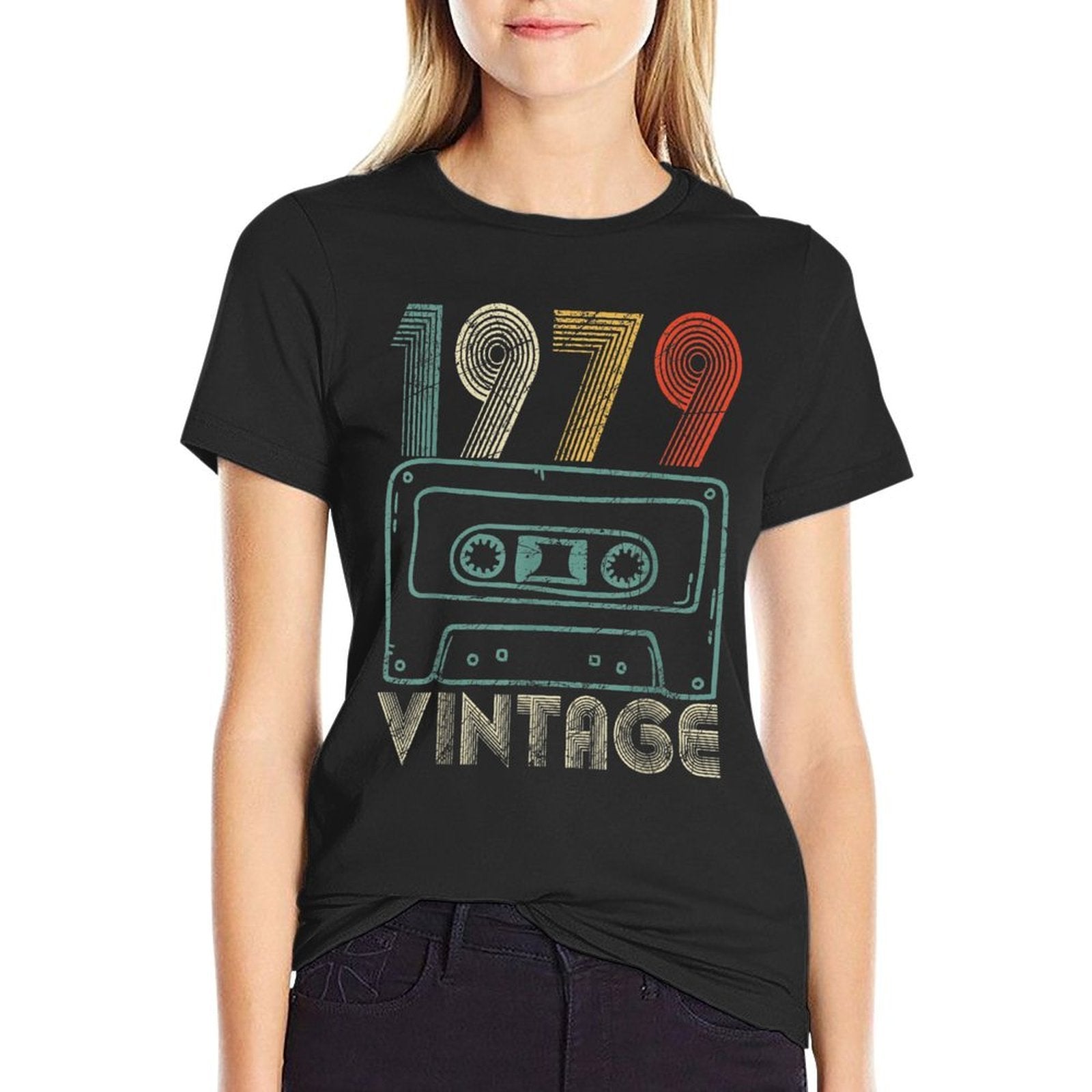 40th Birthday Gift Vintage 1979 for Men And Woman  Moisture-wicking T-Shirt