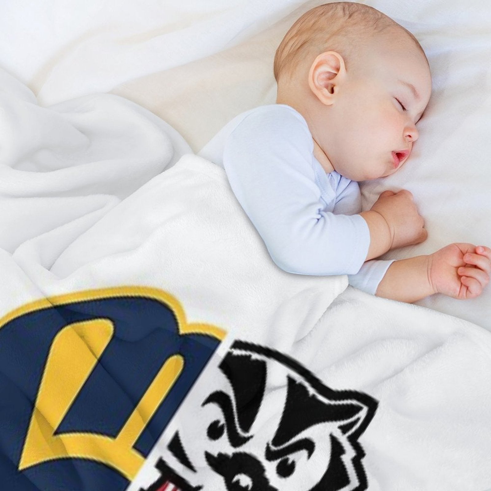 Wisconsin Sports Versatility Throw Blanket