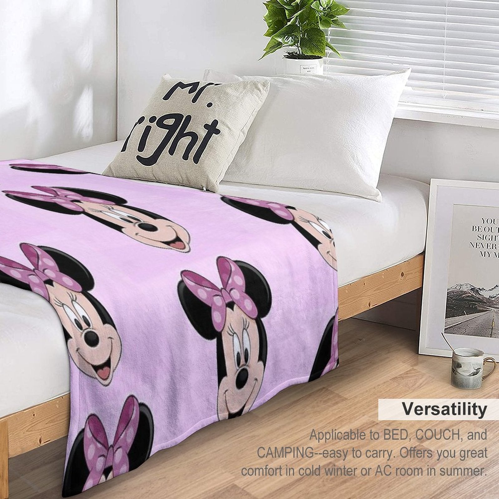 Minnie Compact Throw Blanket