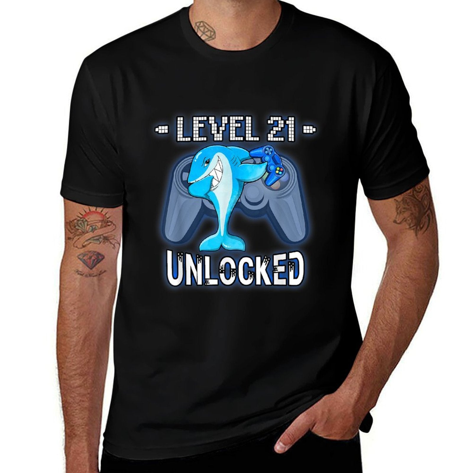 Level 21 Unlocked - Funny Dabbing Shark Gamer 21st Birthday Trendy Pattern T-Shirt