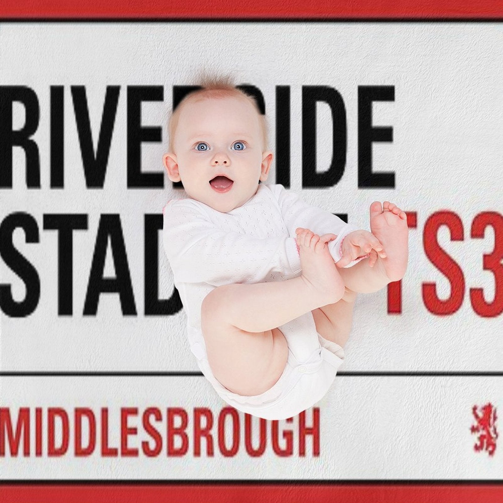 Riverside Stadium Middlesbrough Machine-washable Throw Blanket