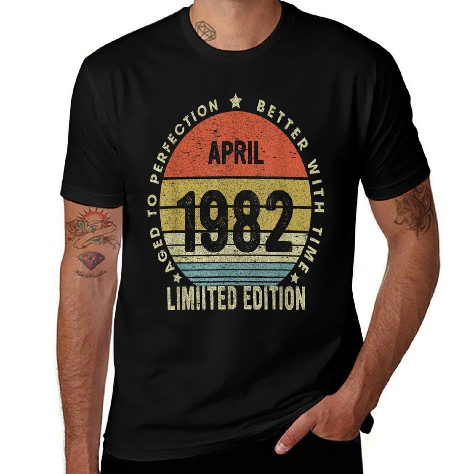 40th Birthdays for Women Men April 1982 40 Anniversary  Slim-fit Cut T-Shirt