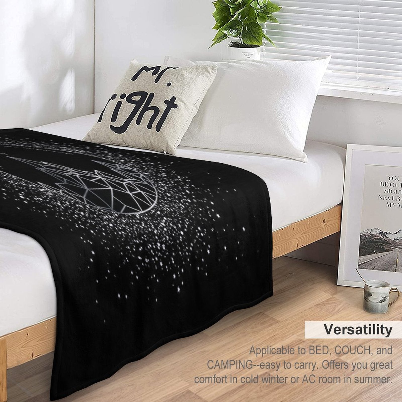To The Stars Who Listen, And The Dream That Are Answered Lightweight Throw Blanket
