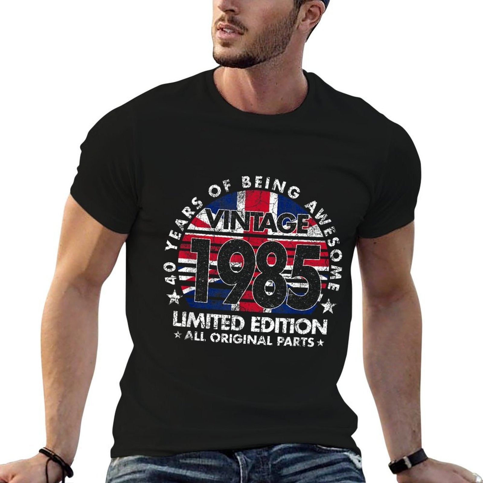 40 Years Old Vintage 1985 Ltd Edition UK 40th Birthday  Affordable Price T-Shirt
