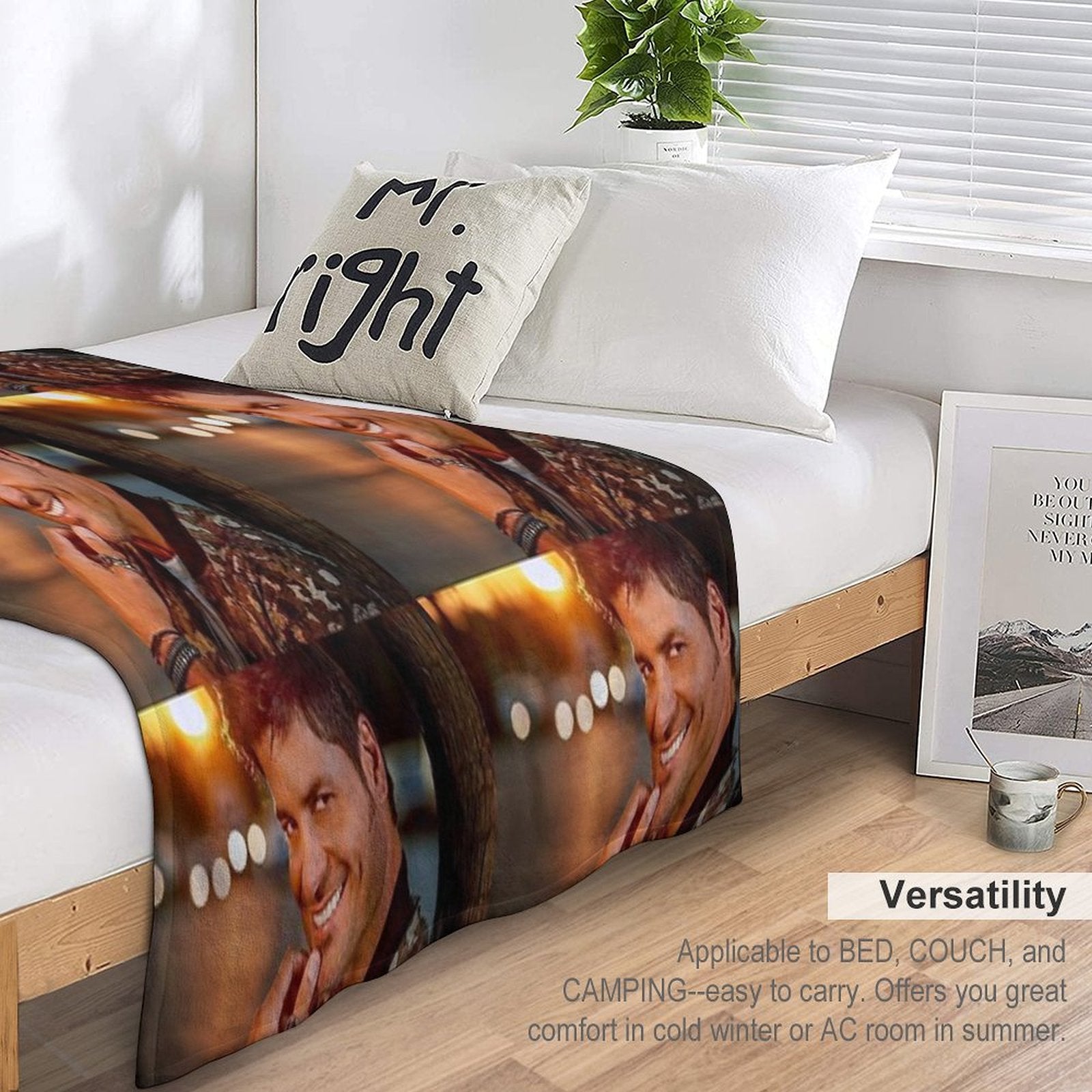 Chayanne Classic Photoshoot Machine-washable Throw Blanket