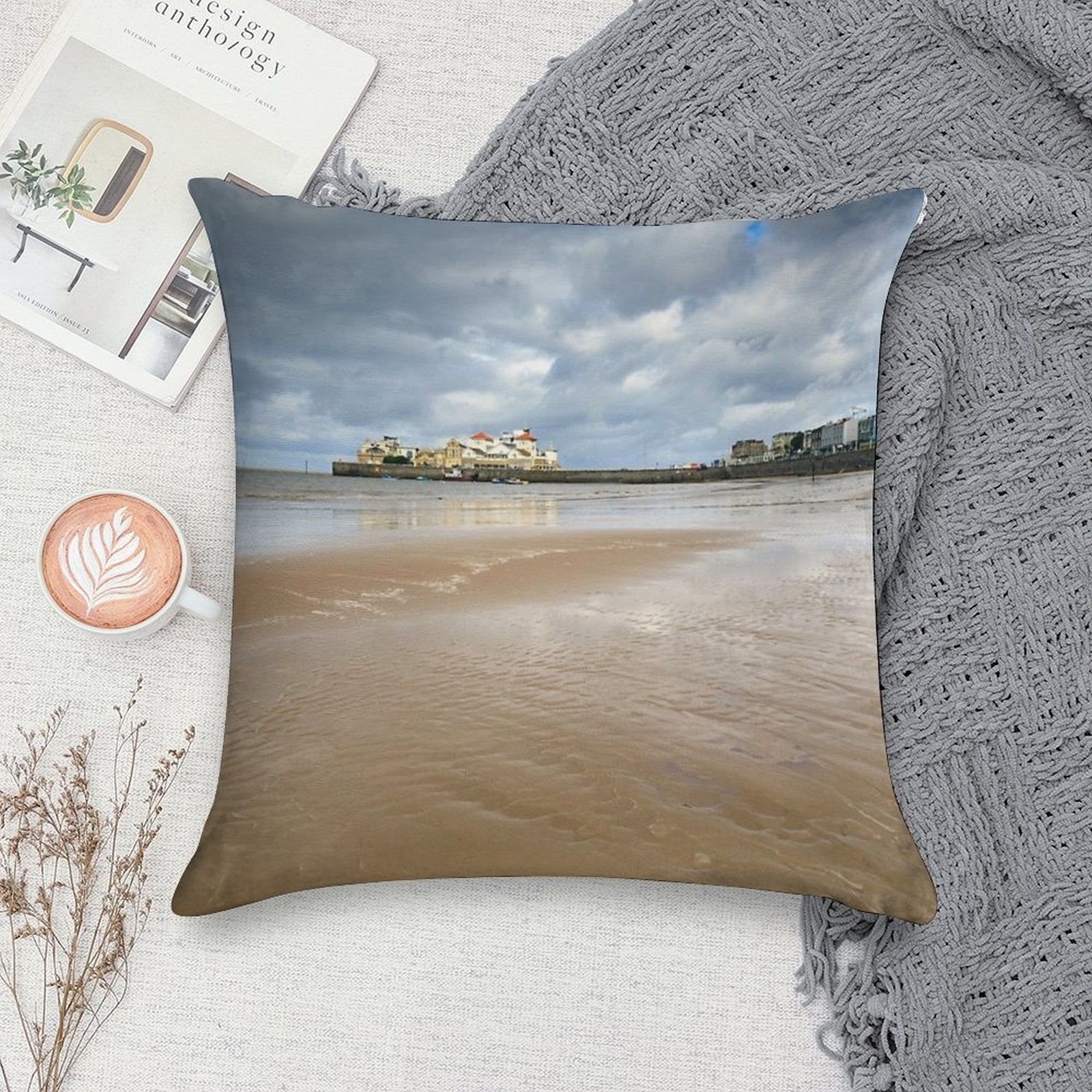 Towards Kingstone Island Weston-Super-Mare Soft Warmth Comfort Throw Pillow