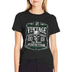 Vintage 2001 Limited Edition 2001 21 Years Old 21st Birthday  Trendy Pattern T-Shirt