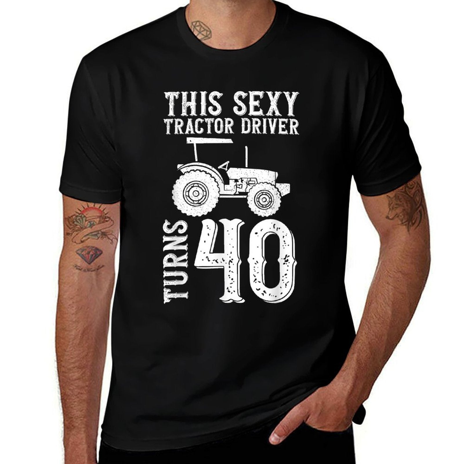 This Sexy Tractor Driver Turns 40 - 40th Birthday Tractor  Lightweight T-Shirt