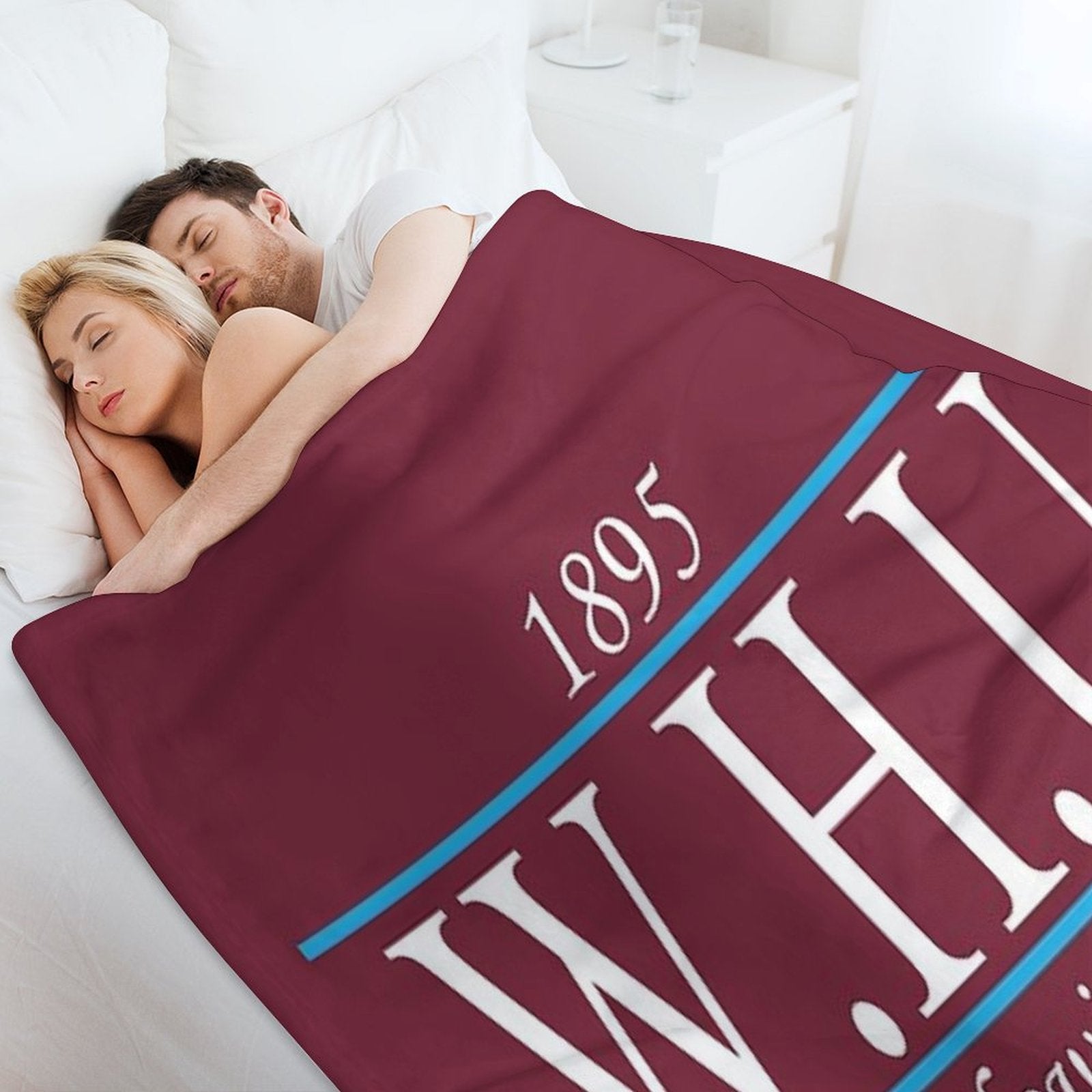 1895 Founding Years Sustainable Throw Blanket