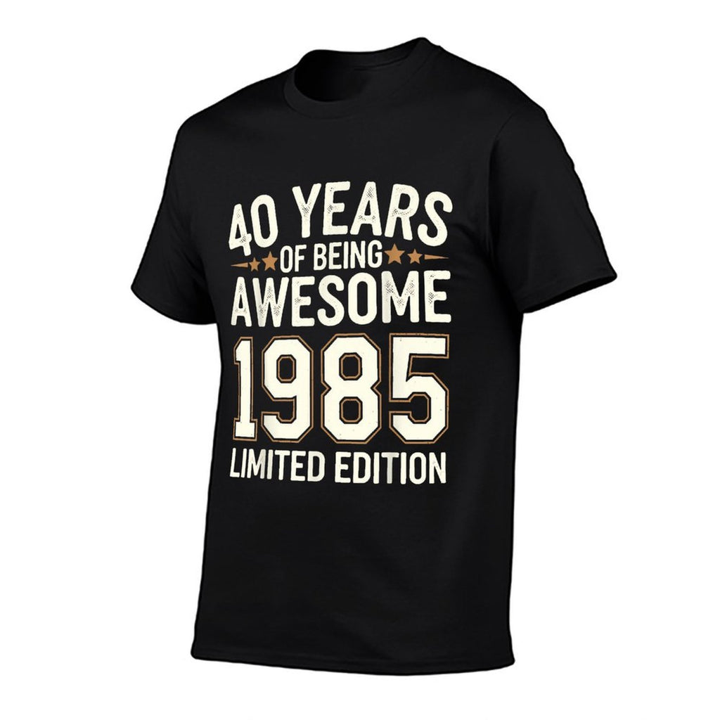 40 Year Birthday Decorations Men Gag 40yr 1985 40th Birthday  Trendy Pattern T-Shirt
