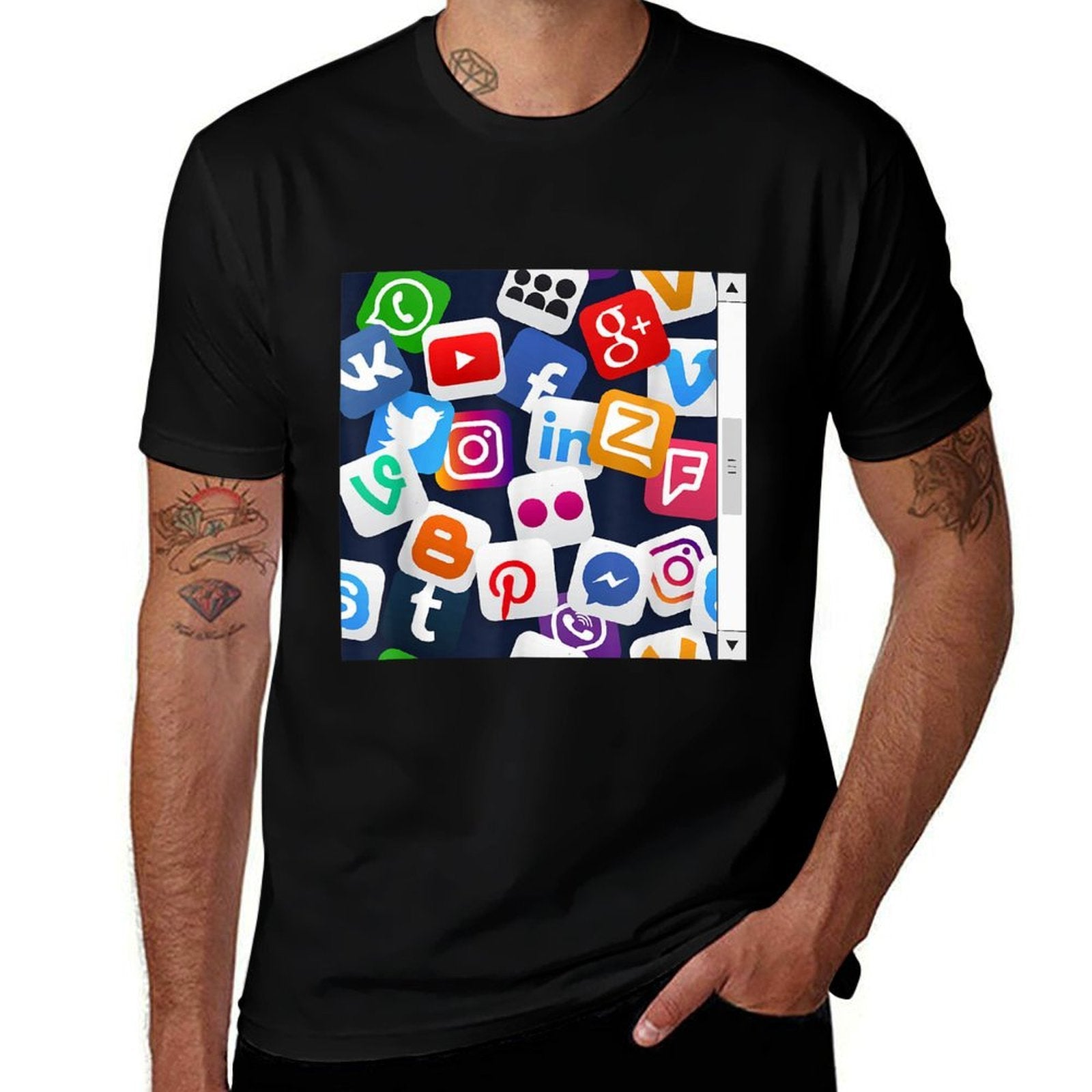 Social Media Feed Graphic Funnyn Halloween Costume Comfortable T-Shirt