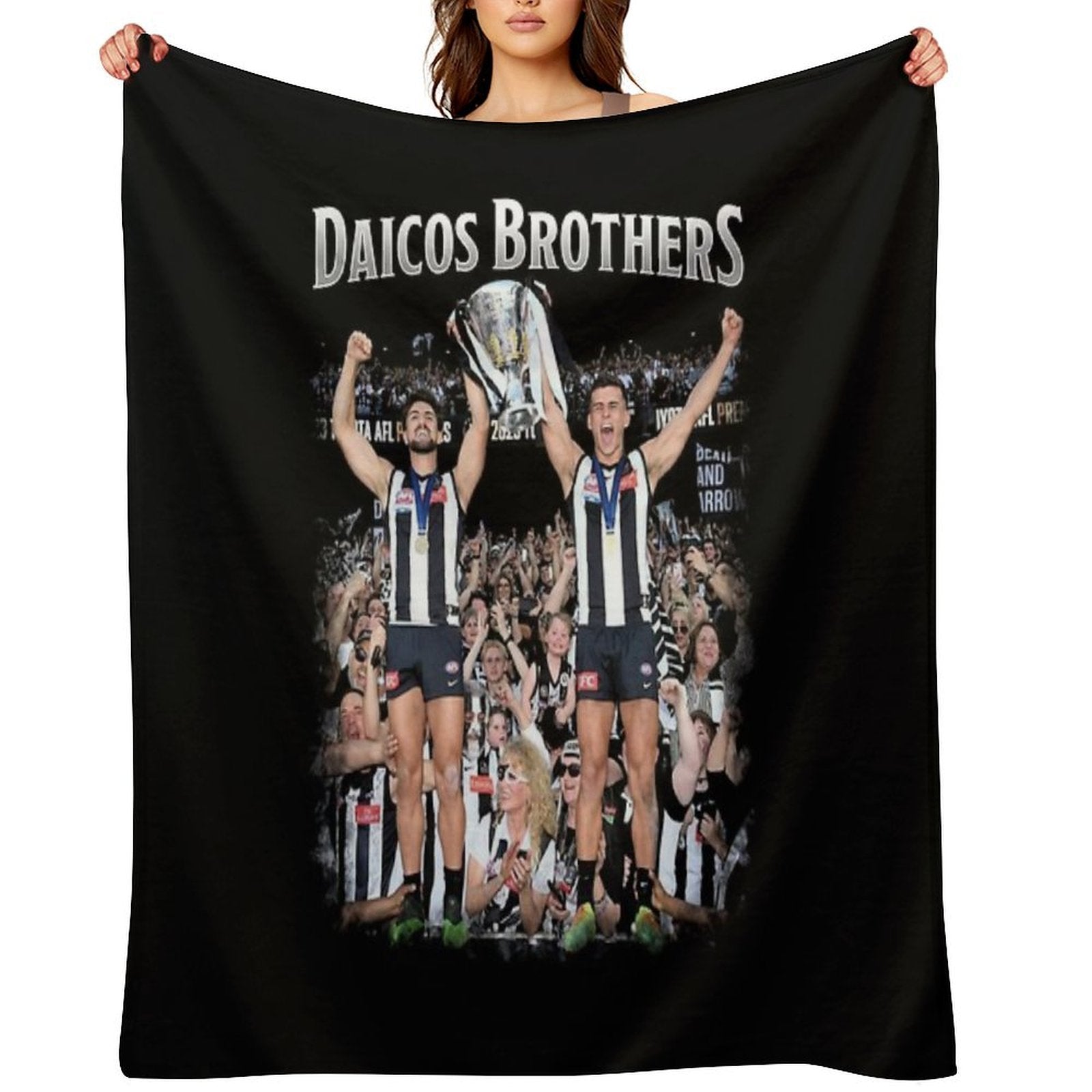 DAICOS BROTHERS Machine-washable Throw Blanket