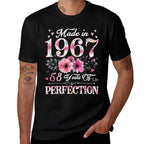 58 Year Old Made In 1967 Floral 58th Birthday Gift For Women  Trendy Pattern T-Shirt