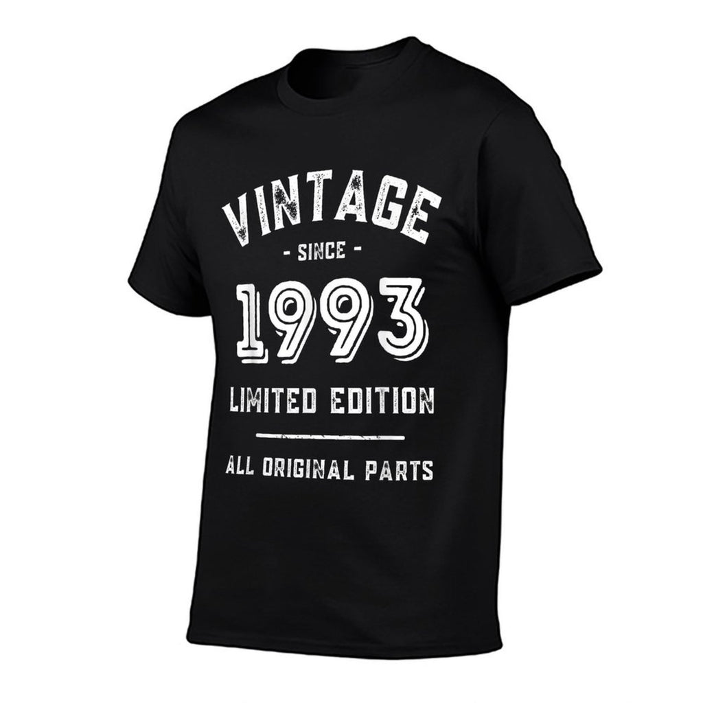 30 Years Vintage 1993 Retro 30th Birthday  Versatile T-Shirt