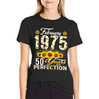 50 Years Old February 1975 Floral 50th Birthday Decorations  Slim-fit Cut T-Shirt
