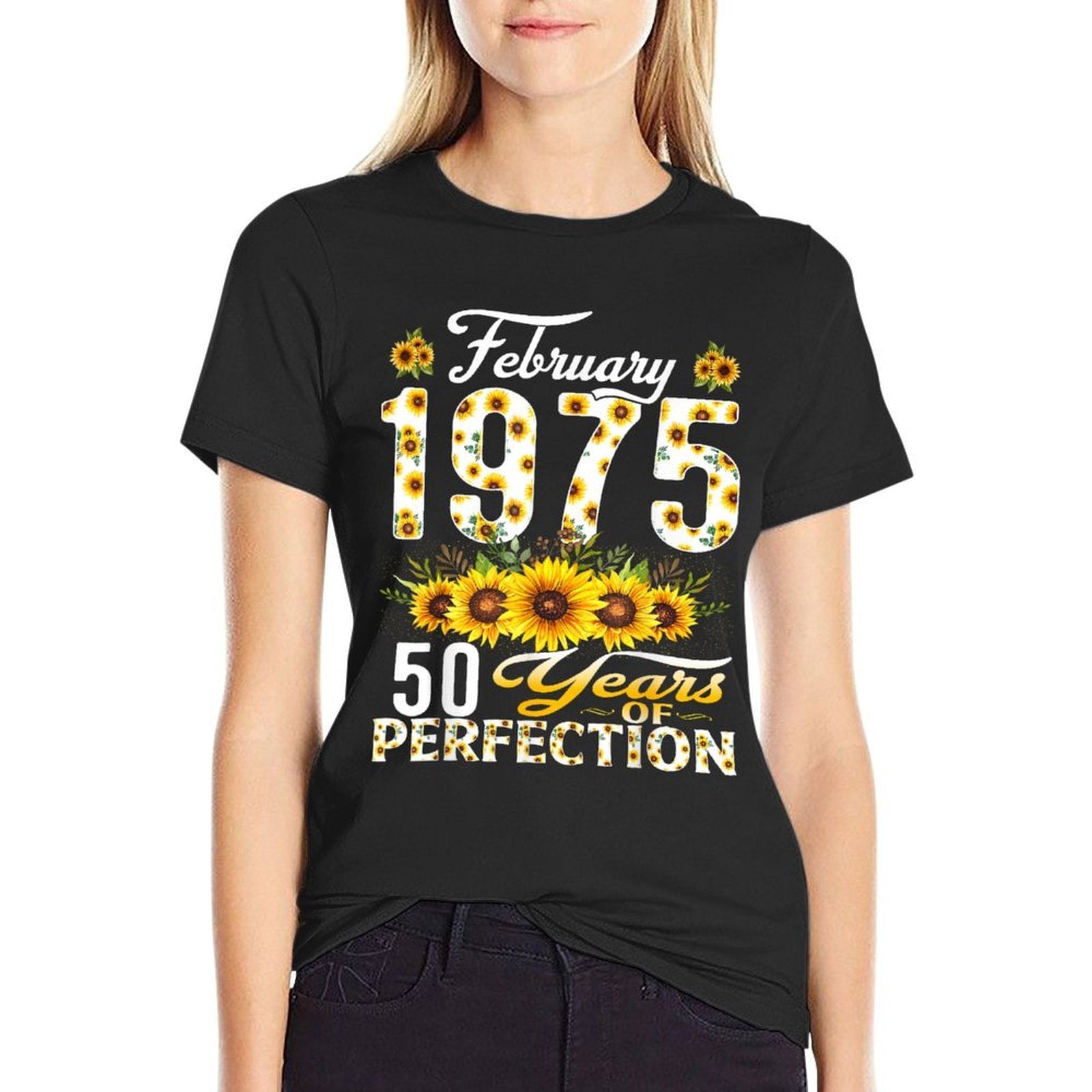 50 Years Old February 1975 Floral 50th Birthday Decorations  Slim-fit Cut T-Shirt