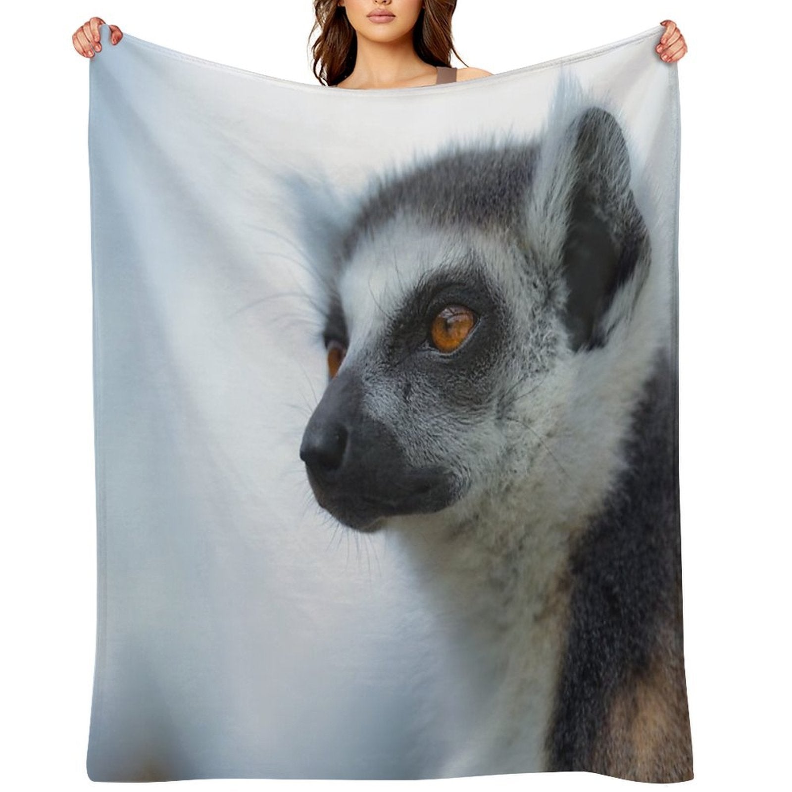 Lemur Portrait – Close-up Wildlife Photography Plush Throw Blanket