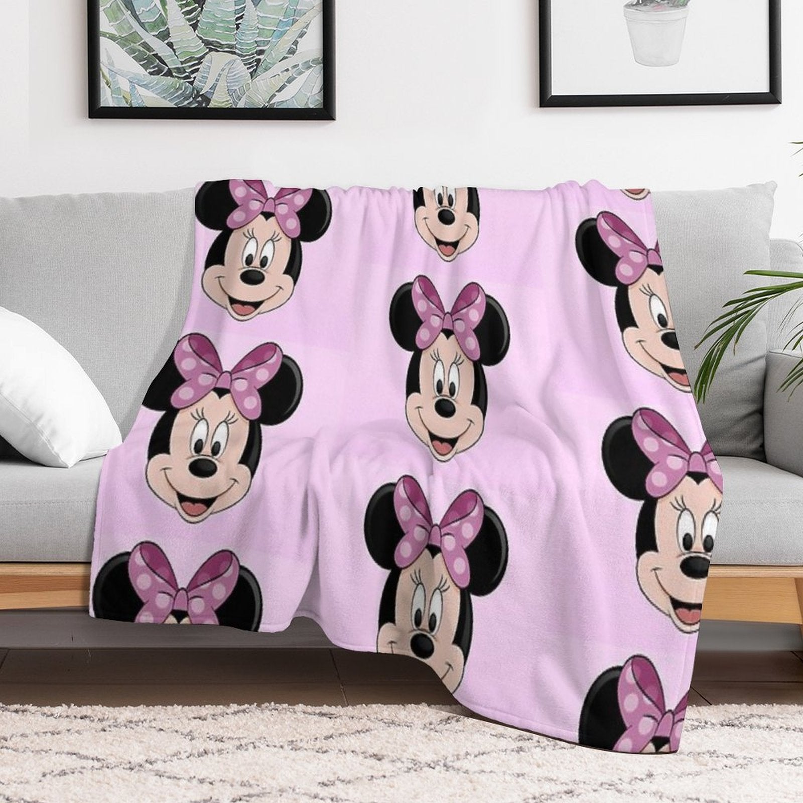 Minnie Compact Throw Blanket