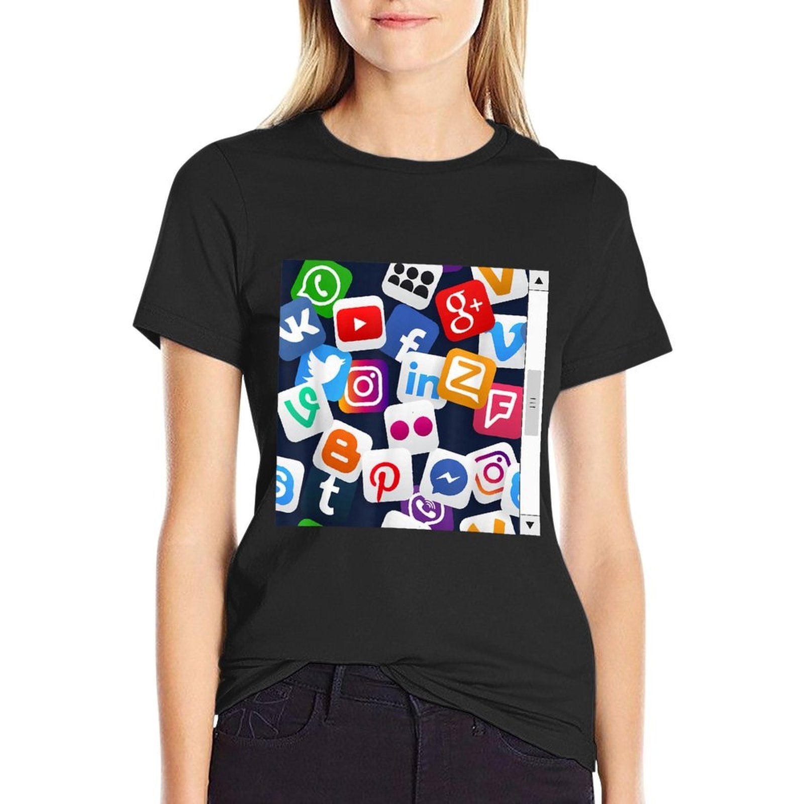Social Media Feed Graphic Funnyn Halloween Costume Comfortable T-Shirt