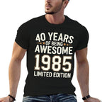 40 Year Birthday Decorations Men Gag 40yr 1985 40th Birthday  Trendy Pattern T-Shirt