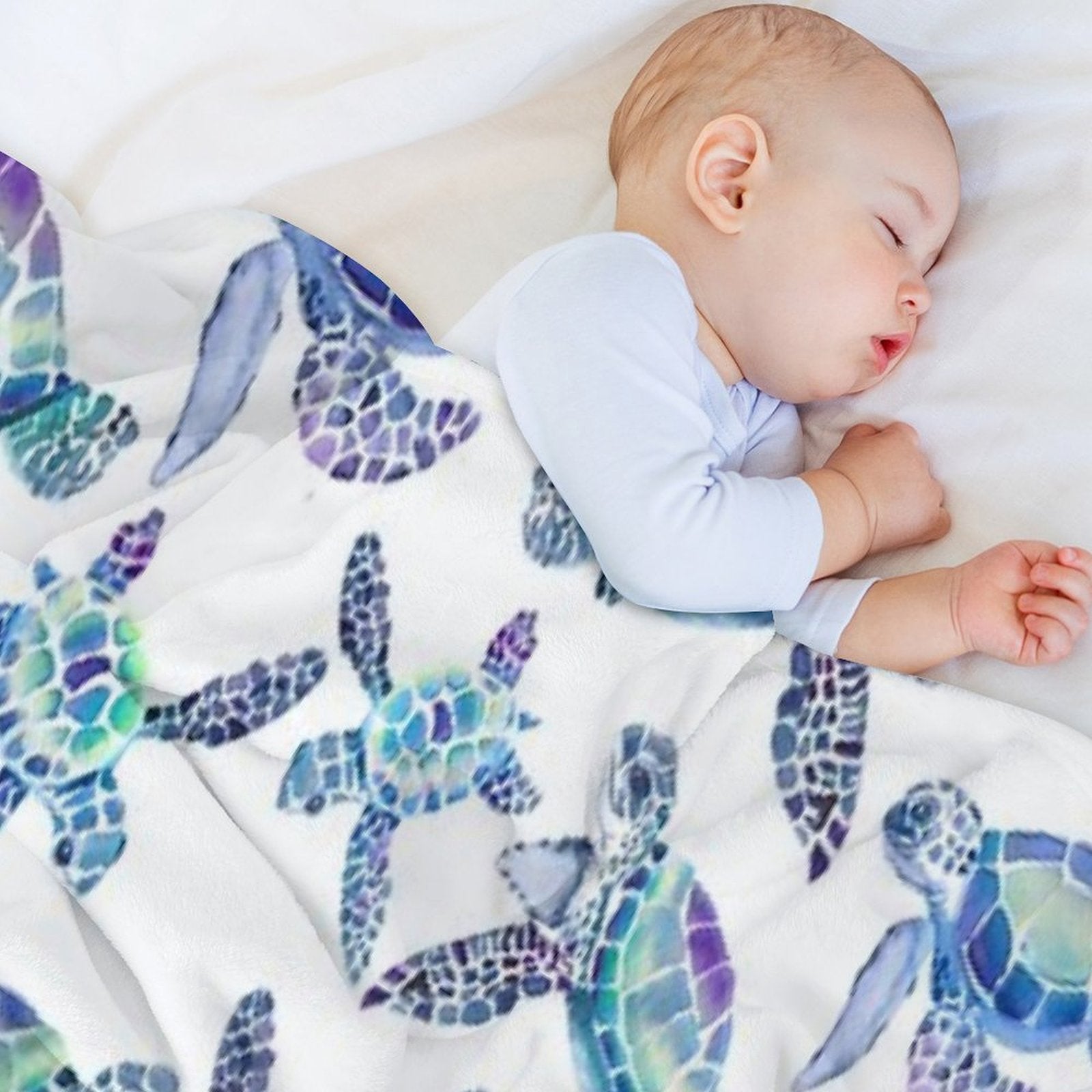 Turtles in Aqua And Blue Machine-washable Throw Blanket