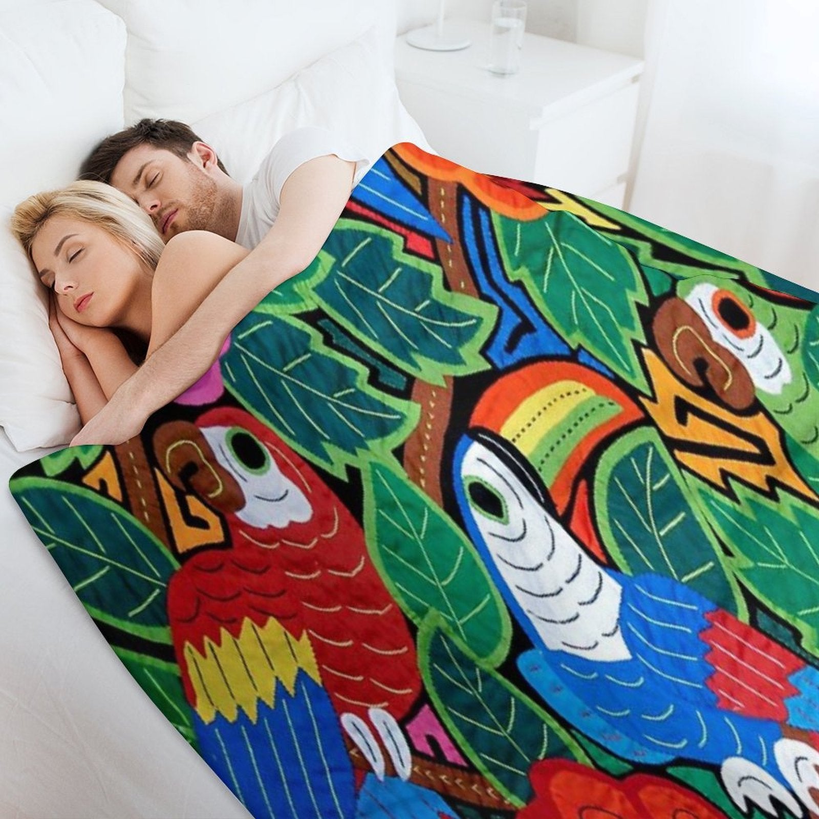 Mola Design Birdies Lightweight Throw Blanket