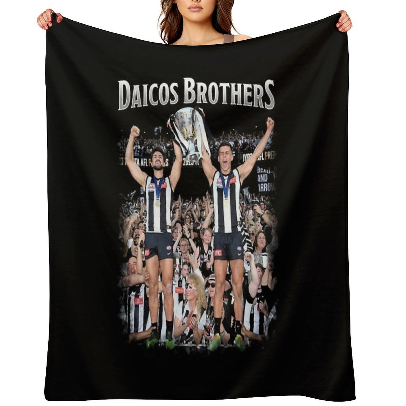 DAICOS BROTHERS Machine-washable Throw Blanket