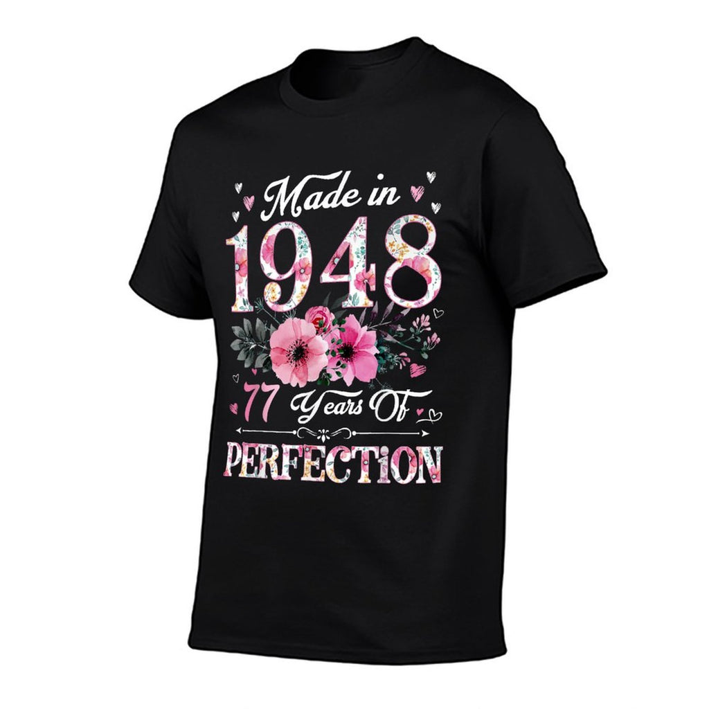 77 Year Old Made In 1948 Floral 77th Birthday Gift For Women  Slim-fit Cut T-Shirt
